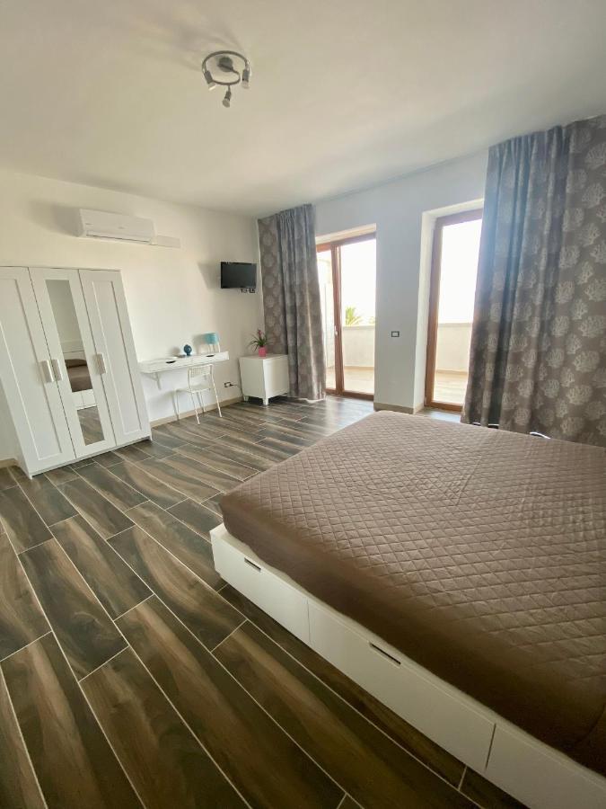Manfredi Sea Room Vieste Eksteriør bilde