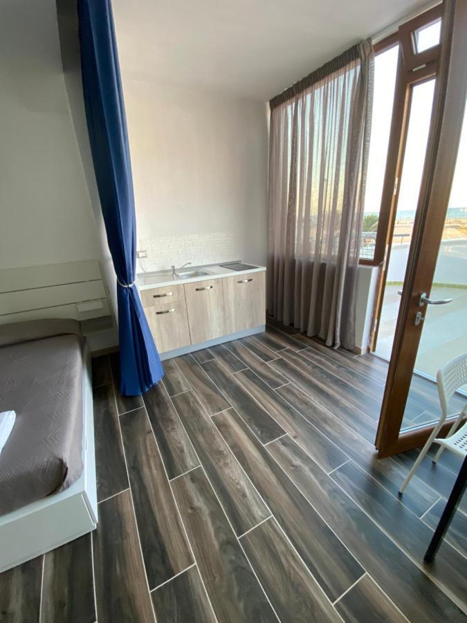 Manfredi Sea Room Vieste Eksteriør bilde