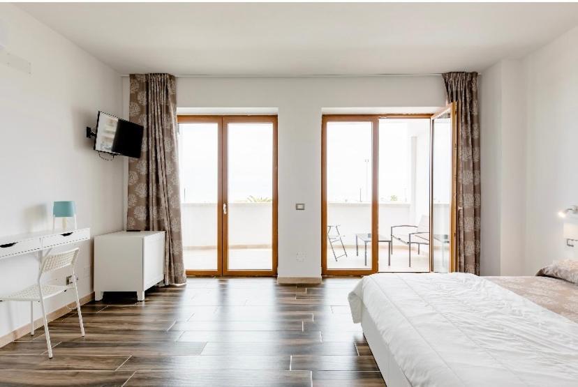 Manfredi Sea Room Vieste Eksteriør bilde